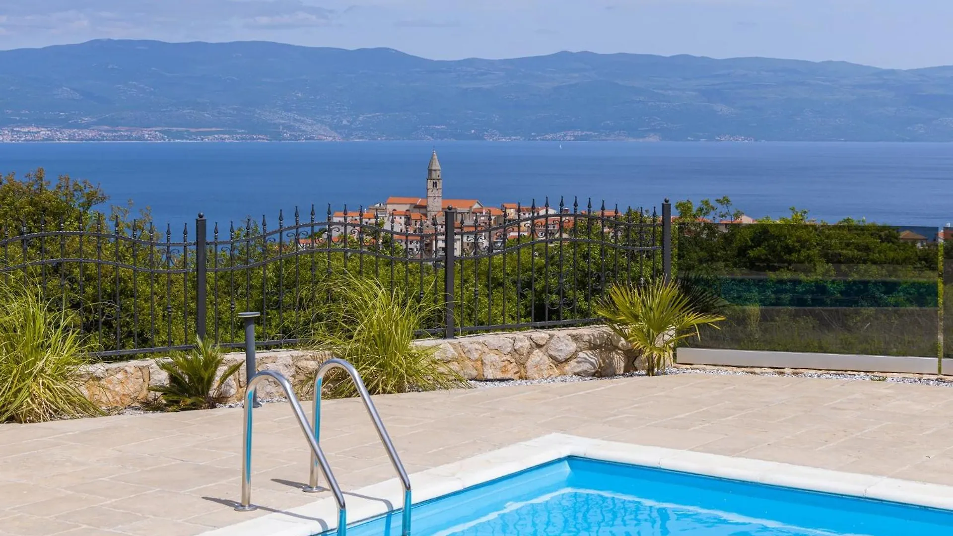 Villa Andreja Vrbnik